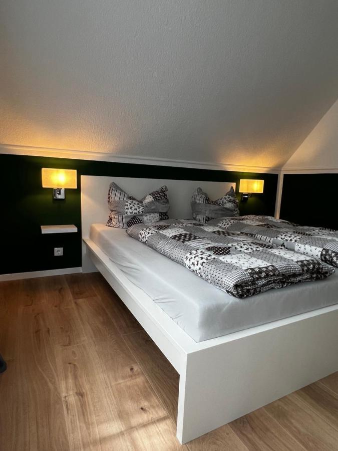 Ferienwohnung Zum Scheibe-See Хойерсверда Экстерьер фото