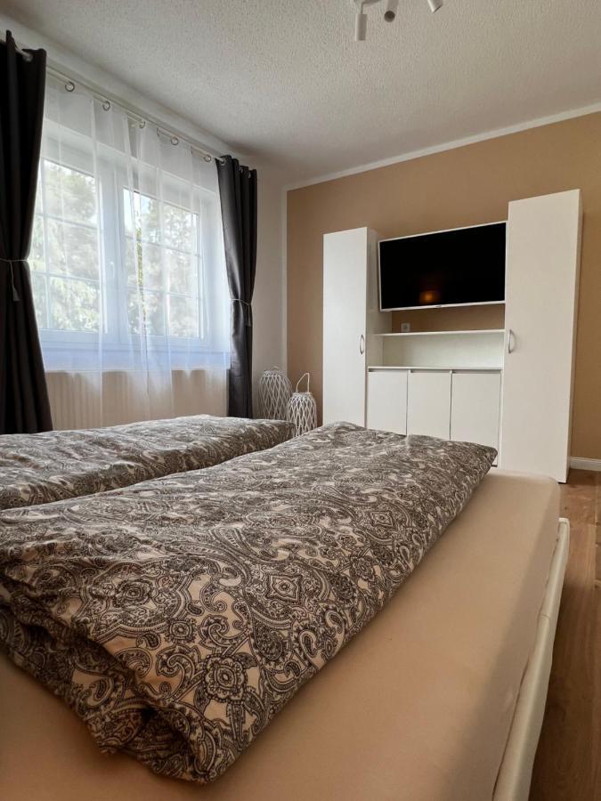 Ferienwohnung Zum Scheibe-See Хойерсверда Экстерьер фото